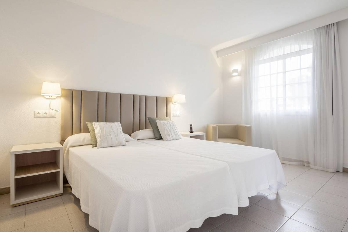 Appartement ilunion menorca Hotel ILUNION Menorca Cala Galdana